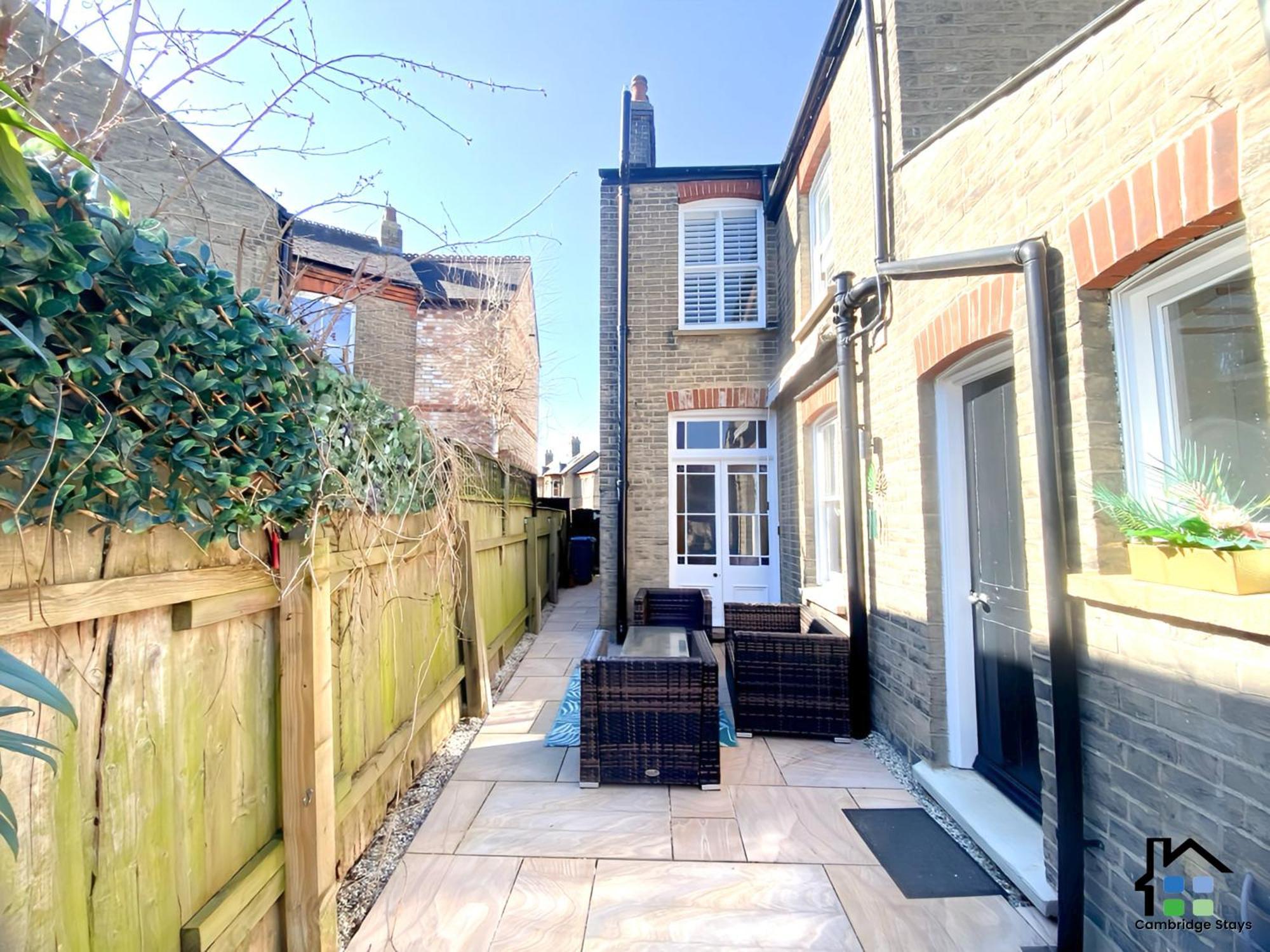 Cambridge Stays 3Br House, Easy Walk To City Center, 2 Showers, Garden, 2 Free Parking Spaces מראה חיצוני תמונה